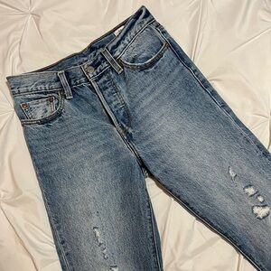 Levi’s straight leg jeans